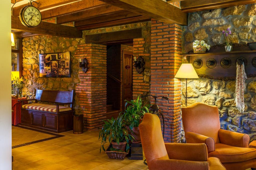 Posada Caborredondo ซันติยานาเดลมาร์ ภายนอก รูปภาพ